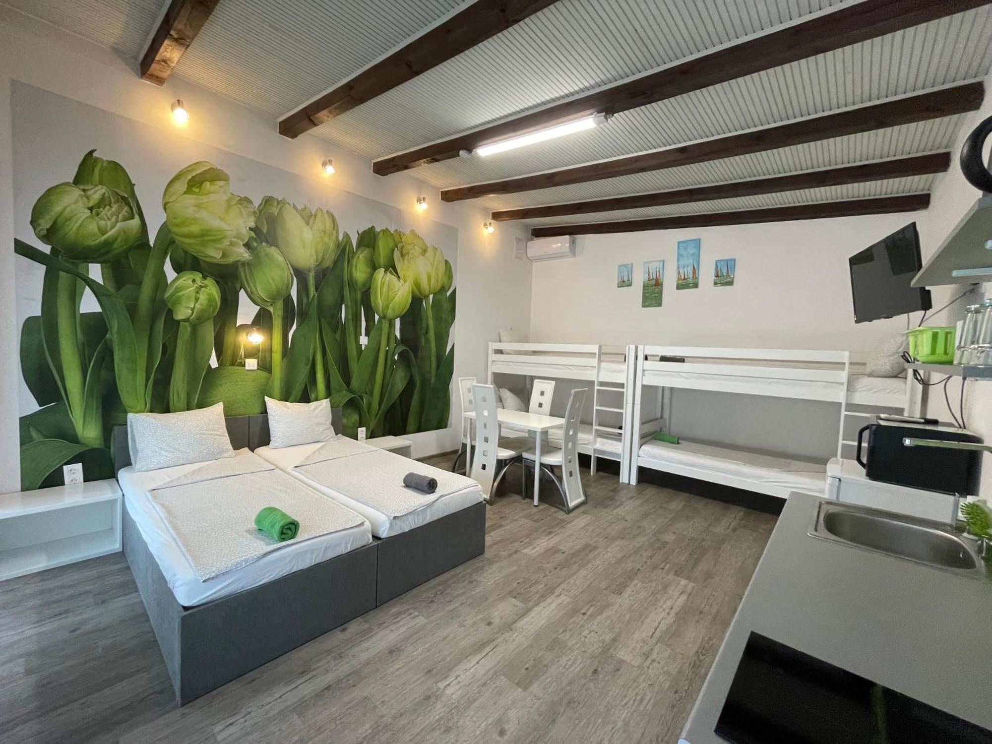 Tutti Apartman Balatonlelle Esterno foto