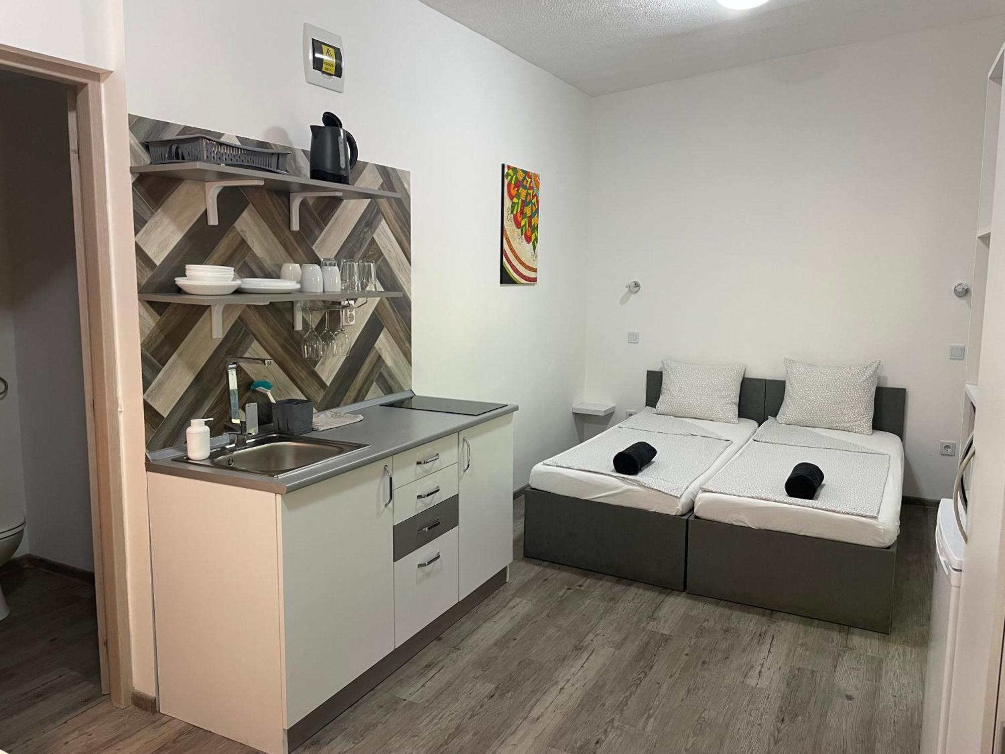 Tutti Apartman Balatonlelle Esterno foto