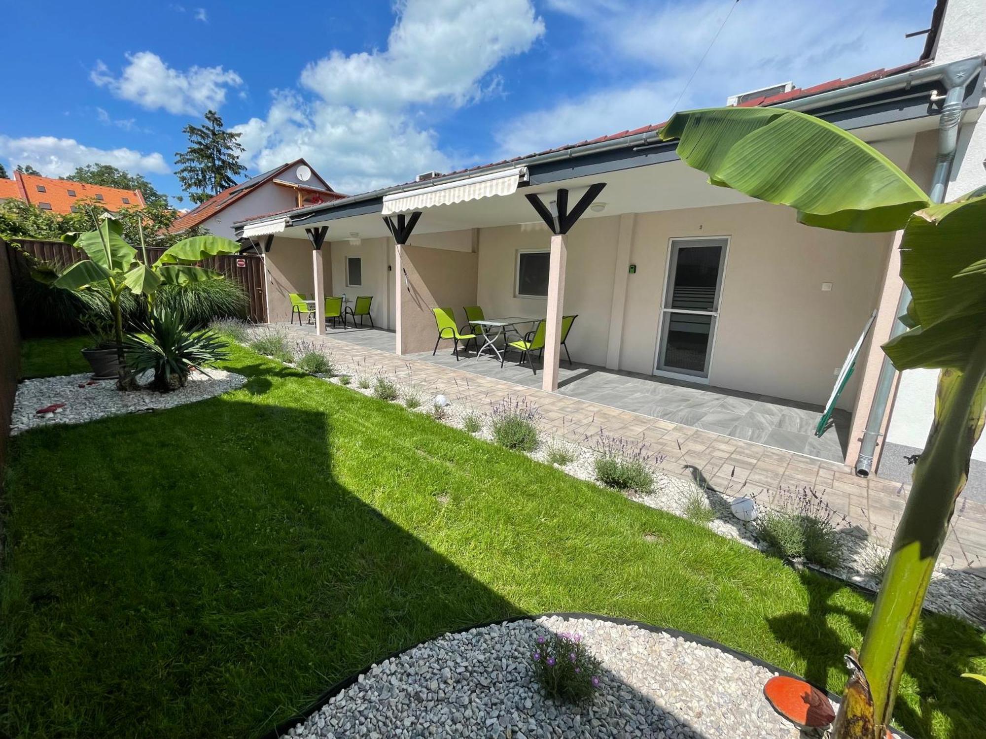 Tutti Apartman Balatonlelle Esterno foto
